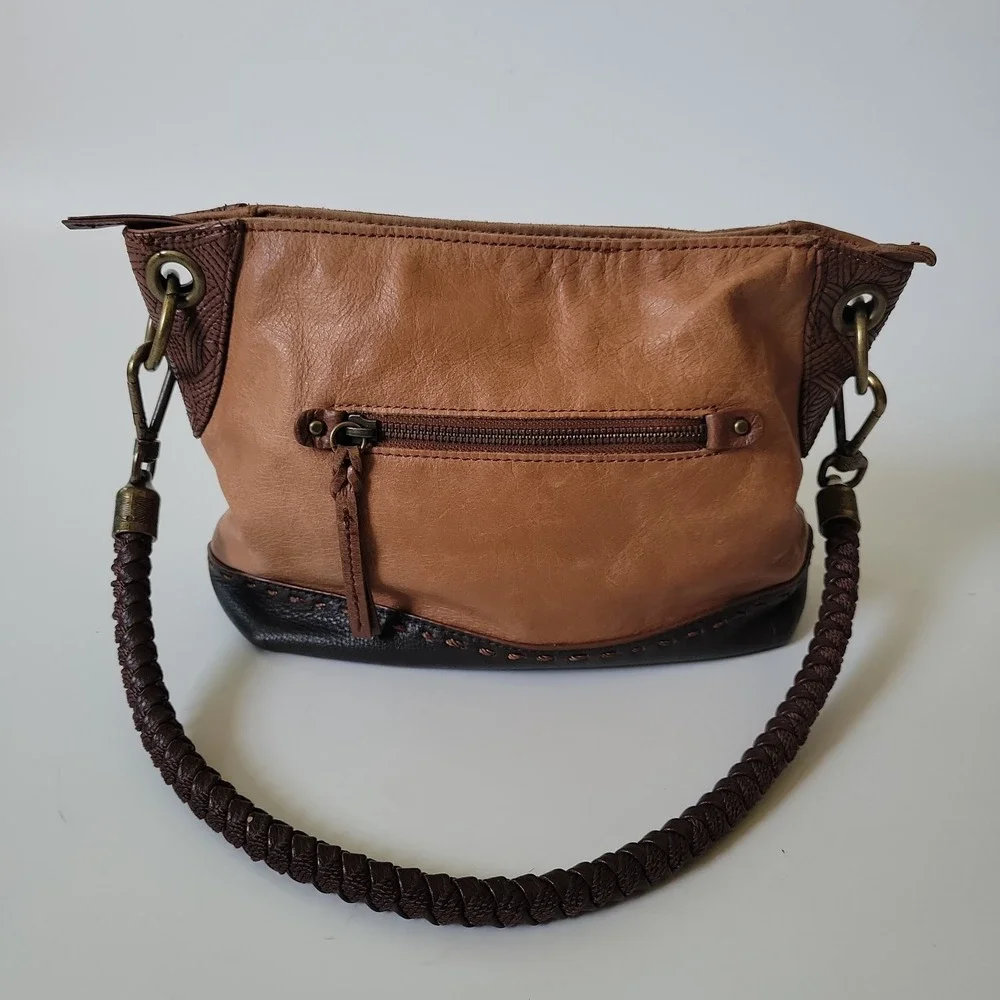 The Sak Indio Slouchy Hobo Bag Tan Brown Leather Boho Chic Effortless Western